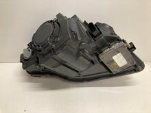 Laden Sie das Bild in den Galerie-Viewer, Frontscheinwerfer Audi A4 B7 Xenon Links Scheinwerfer Headlight