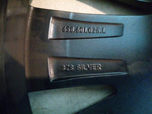 Load image into Gallery viewer, 1x Alufelge 17 Zoll 6.5&quot; 5x100 40ET Glanz Grau 658601025AA Mg Kamiq Rim Wheel