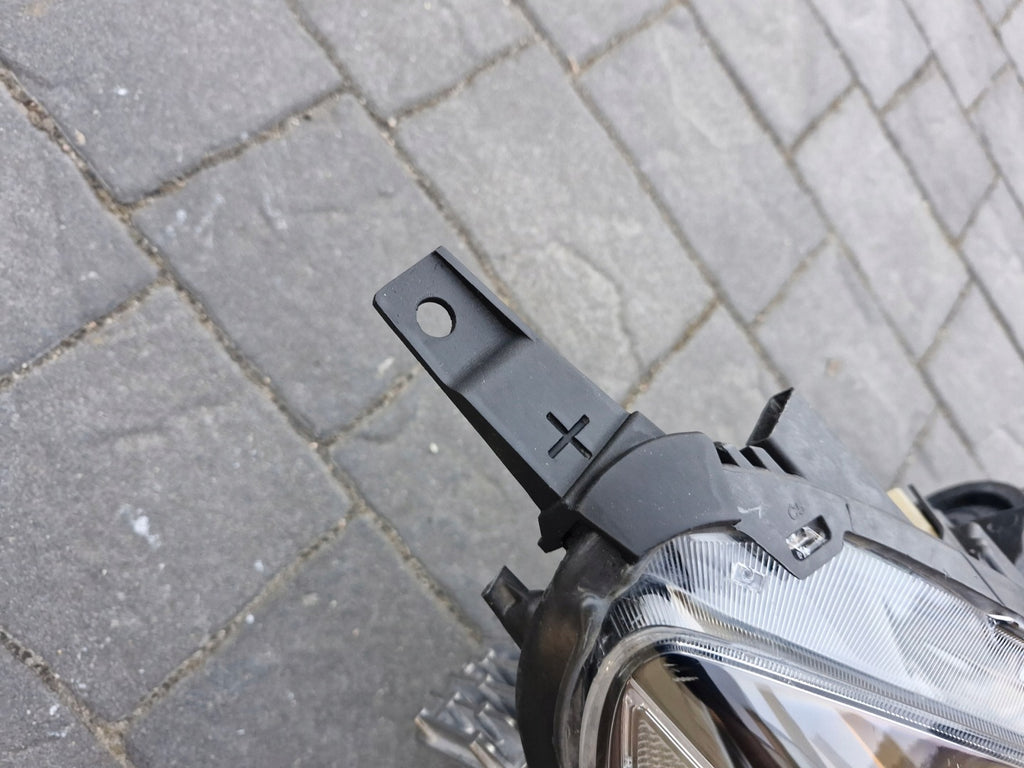 Frontscheinwerfer Ford Kuga LV4B-13E014CD Rechts Scheinwerfer Headlight SCH2365070164jb