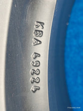 Laden Sie das Bild in den Galerie-Viewer, 1x Alufelge 19 Zoll 8.5" 5x112 42ET KBA49224 Audi A6 B8 Passat Rim Wheel FEL8774837629cx