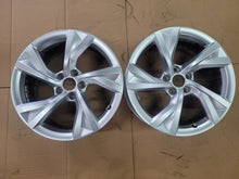Load image into Gallery viewer, 1x Alufelge 18 Zoll 8.0" 5x112 40ET Glanz Silber 8W0601025 Audi Rim Wheel FEL3867013143dq