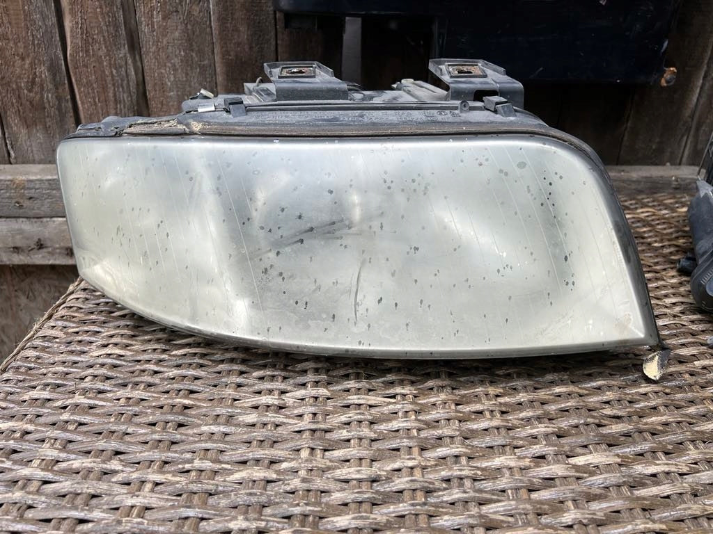 Frontscheinwerfer Audi A6 C5 Ein Stück (Rechts oder Links) Headlight