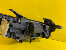 Laden Sie das Bild in den Galerie-Viewer, Frontscheinwerfer Mazda Cx-30 Cx30 LED Links Scheinwerfer Headlight