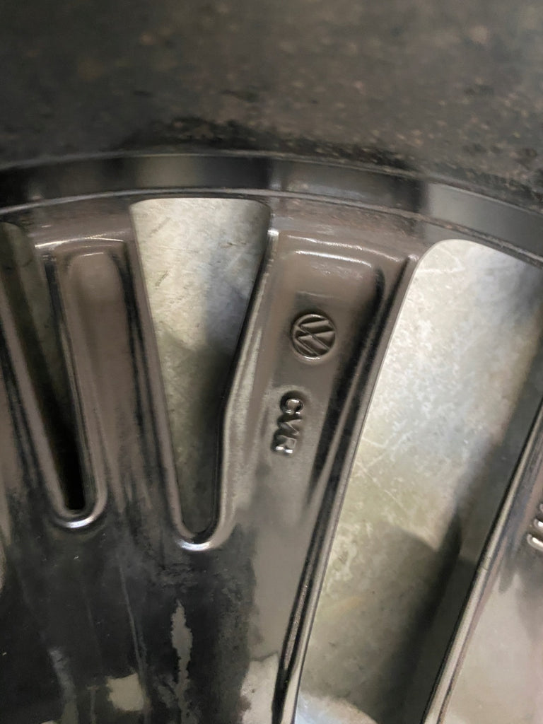 1x Alufelge 18 Zoll 7.0" 5x112 43ET Glanz Schwarz 5NA601025AB VW Tiguan FEL7409621082eg