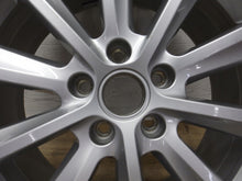 Laden Sie das Bild in den Galerie-Viewer, 1x Alufelge 17 Zoll 6.5" 5x112 41ET Glanz Silber 3G0601025C VW Passat B8 FEL4881602530pc