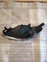 Laden Sie das Bild in den Galerie-Viewer, Frontscheinwerfer Ford Fiesta I H1BB13W029CD Rechts Scheinwerfer Headlight SCH5800707721wa