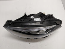 Laden Sie das Bild in den Galerie-Viewer, Frontscheinwerfer Mercedes-Benz W177 A1779062106 Links Scheinwerfer Headlight SCH9206133903vp
