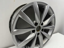 Laden Sie das Bild in den Galerie-Viewer, 1x Alufelge 17 Zoll 6.0" 5x112 48ET 5G0601025K VW Rim Wheel FEL4630025321wj