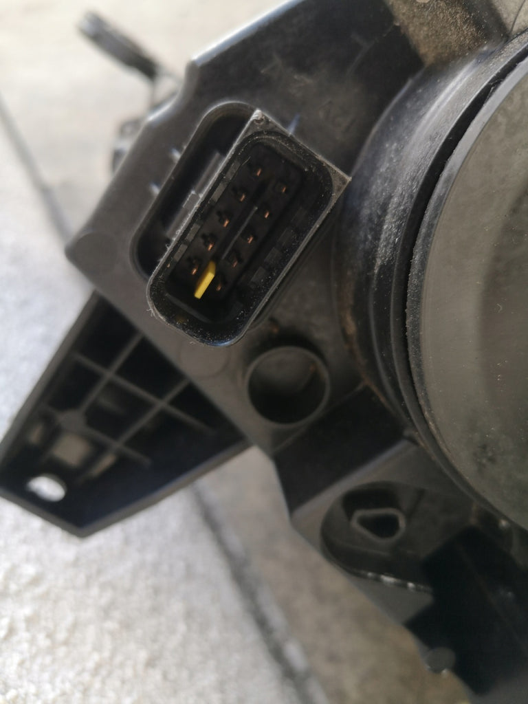 Frontscheinwerfer Opel Grandland X YP00015780 Links Scheinwerfer Headlight SCH7661924082bi