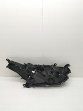 Laden Sie das Bild in den Galerie-Viewer, Frontscheinwerfer Toyota 4 Yaris EUK0-8 LED Links Scheinwerfer Headlight