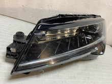 Load image into Gallery viewer, Frontscheinwerfer Skoda Superb III 3V1941015E Full LED Links Headlight SCH4943636158jk