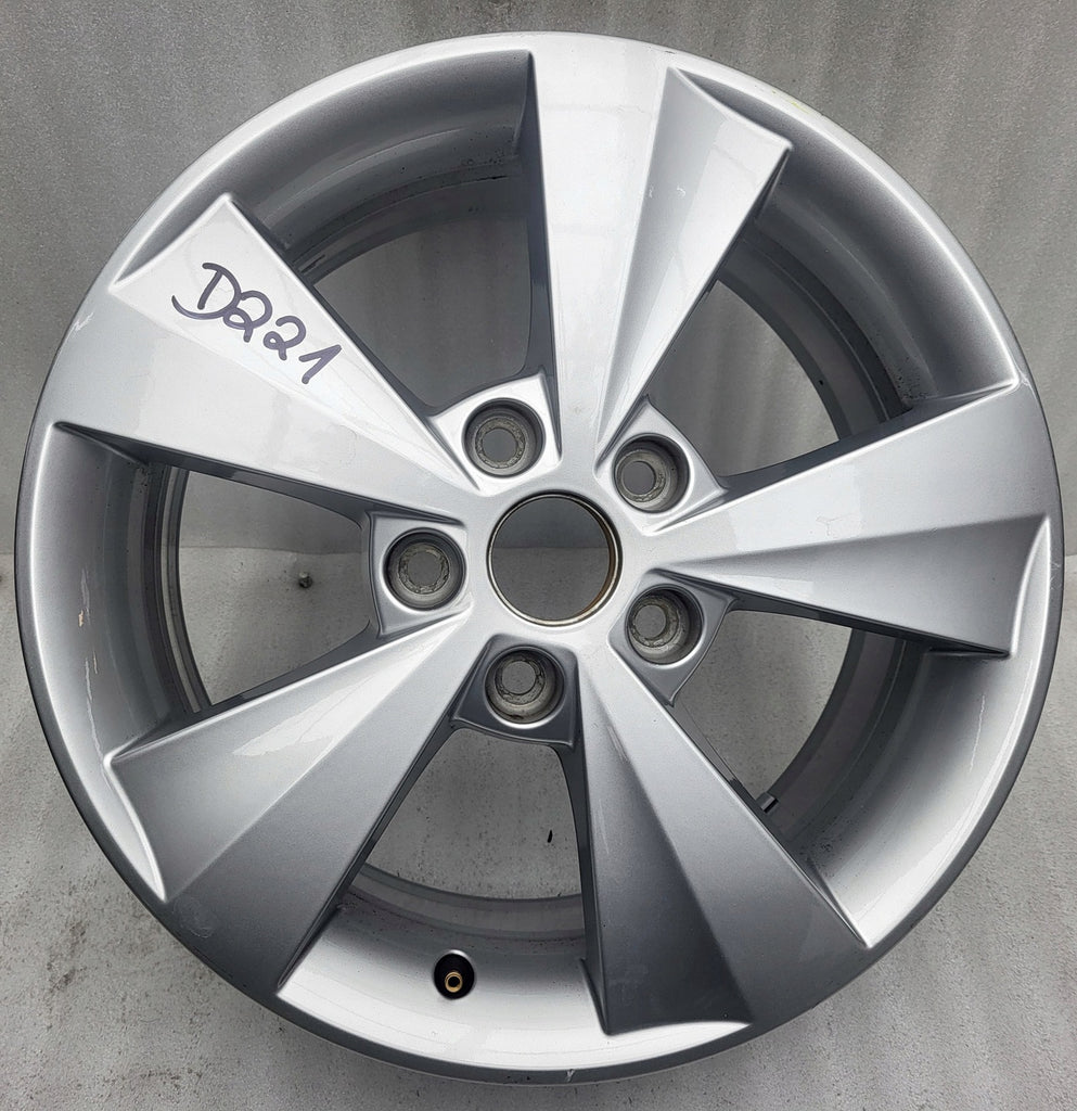 1x Alufelge 16 Zoll 6.5" 5x112 46ET 5E0601025C Skoda Superb III Octavia