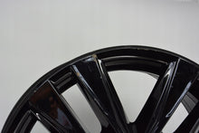 Load image into Gallery viewer, 1x Alufelge 17 Zoll 6.5" 5x120 60ET Glanz Silber 7T0071497 VW Rim Wheel FEL2909979450pu