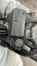 Load image into Gallery viewer, Frontscheinwerfer Hyundai I10 Links Scheinwerfer Headlight