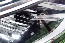 Laden Sie das Bild in den Galerie-Viewer, Frontscheinwerfer VW Golf VIII 90150891 Rechts Scheinwerfer Headlight SCH2681120302me
