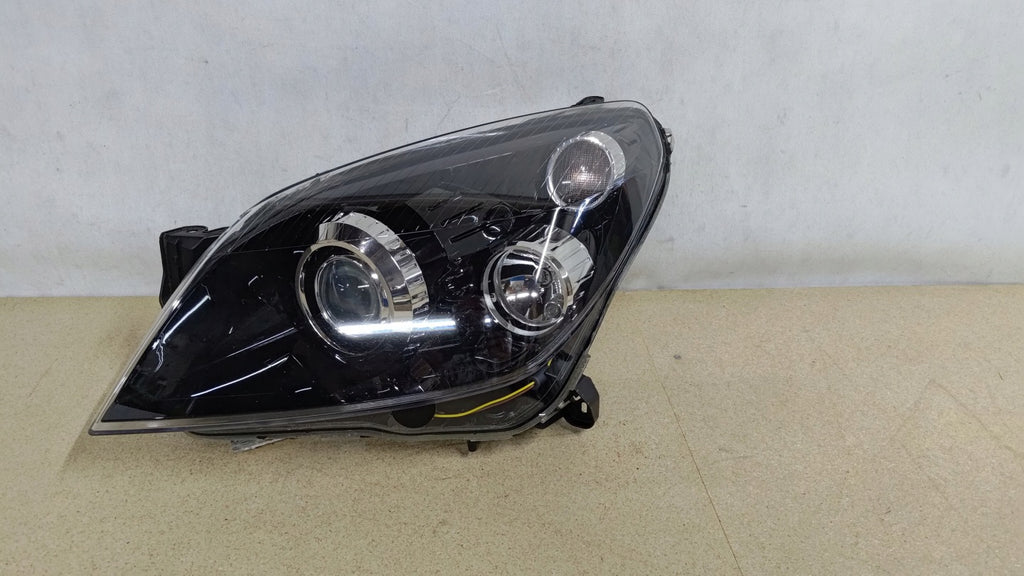 Frontscheinwerfer Opel Astra H Xenon Links Scheinwerfer Headlight SCH3704950989qj