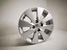 Load image into Gallery viewer, 1x Alufelge 15 Zoll 5.5" 4x100 50ET Glanz Silber Suzuki Rim Wheel FEL6818890946vg