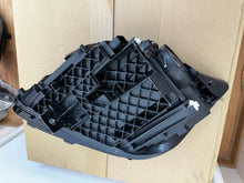 Laden Sie das Bild in den Galerie-Viewer, Frontscheinwerfer Mercedes-Benz W247 A2479065003 Rechts Scheinwerfer Headlight SCH9769446015gf