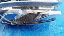 Laden Sie das Bild in den Galerie-Viewer, Frontscheinwerfer Opel Zafira Life 9832836480-00 Rechts Scheinwerfer Headlight SCH6896999005ix