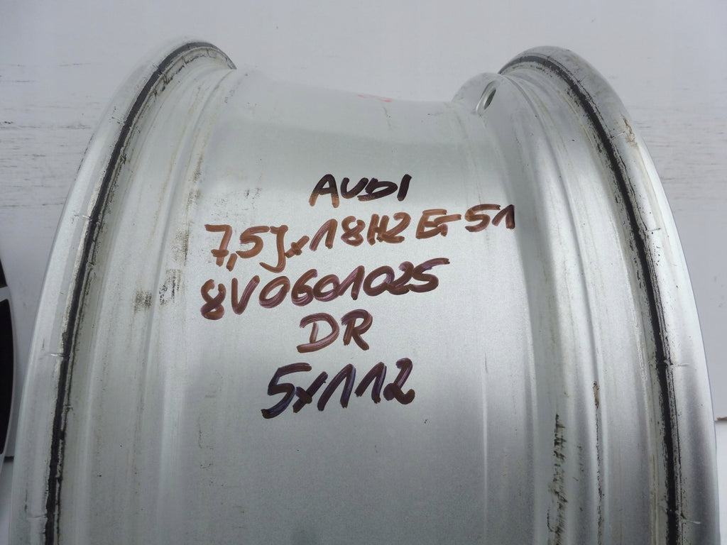 1x Alufelge 18 Zoll 7.5" 5x112 51ET Glanz Schwarz 8V0601025DR Audi A3 Rim Wheel FEL1964431038fr