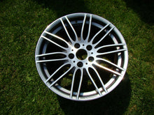 Load image into Gallery viewer, 1x Alufelge 19 Zoll 8.0" 5x120 39ET Glanz Silber BMW Rim Wheel FEL6787424803qv