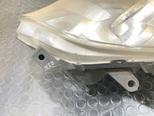 Laden Sie das Bild in den Galerie-Viewer, Frontscheinwerfer Toyota Avensis 35-108-R2375 FALSE Scheinwerfer Headlight SCH7579620663tt