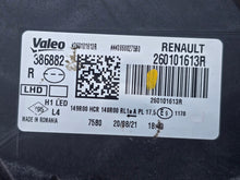 Laden Sie das Bild in den Galerie-Viewer, Frontscheinwerfer Dacia Duster 260101613R LED Rechts Scheinwerfer Headlight SCH8932437237wf
