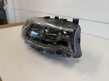 Laden Sie das Bild in den Galerie-Viewer, Frontscheinwerfer BMW 3 F34 7470442 Rechts Scheinwerfer Headlight SCH5717151897qo