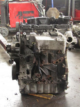 Laden Sie das Bild in den Galerie-Viewer, Motor VW Passat B8 DCXA 1.6 TDI 120PS 88kW 127TKm Diesel Engine Unkomplett MOT7420429379va