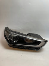 Load image into Gallery viewer, Frontscheinwerfer Hyundai Ioniq 92102-G2120 Xenon Rechts Scheinwerfer Headlight