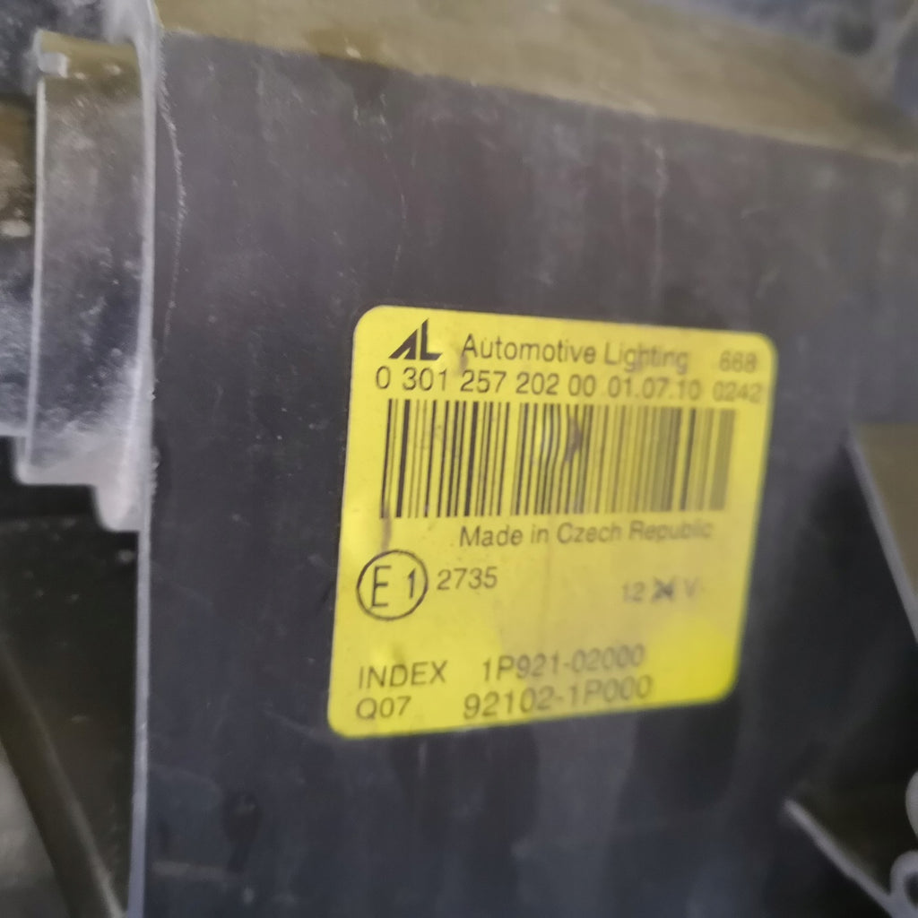 Frontscheinwerfer Kia Venga 92101000 Ein Stück (Rechts oder Links) Headlight