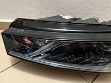 Laden Sie das Bild in den Galerie-Viewer, Frontscheinwerfer Skoda Octavia IV 5E4941015B Full LED Links Headlight SCH6896463075jl