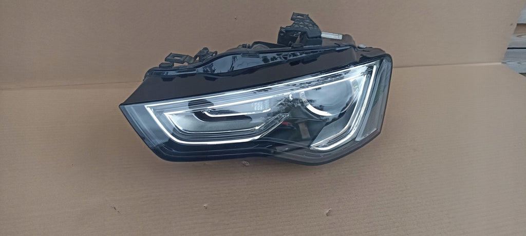 Frontscheinwerfer Audi A5 8T0941031C 030127428104 Xenon Links Headlight