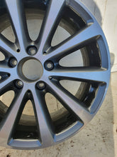 Load image into Gallery viewer, 1x Alufelge 17 Zoll 7.5&quot; 5x112 40ET A2134011300 Mercedes-Benz Rim Wheel