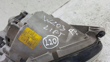 Laden Sie das Bild in den Galerie-Viewer, Frontscheinwerfer Mercedes-Benz W203 0301166276 Xenon Rechts Headlight SCH2546809157dg