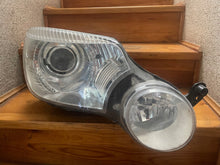 Laden Sie das Bild in den Galerie-Viewer, Frontscheinwerfer Skoda Yeti 5L1941016 Rechts Scheinwerfer Headlight