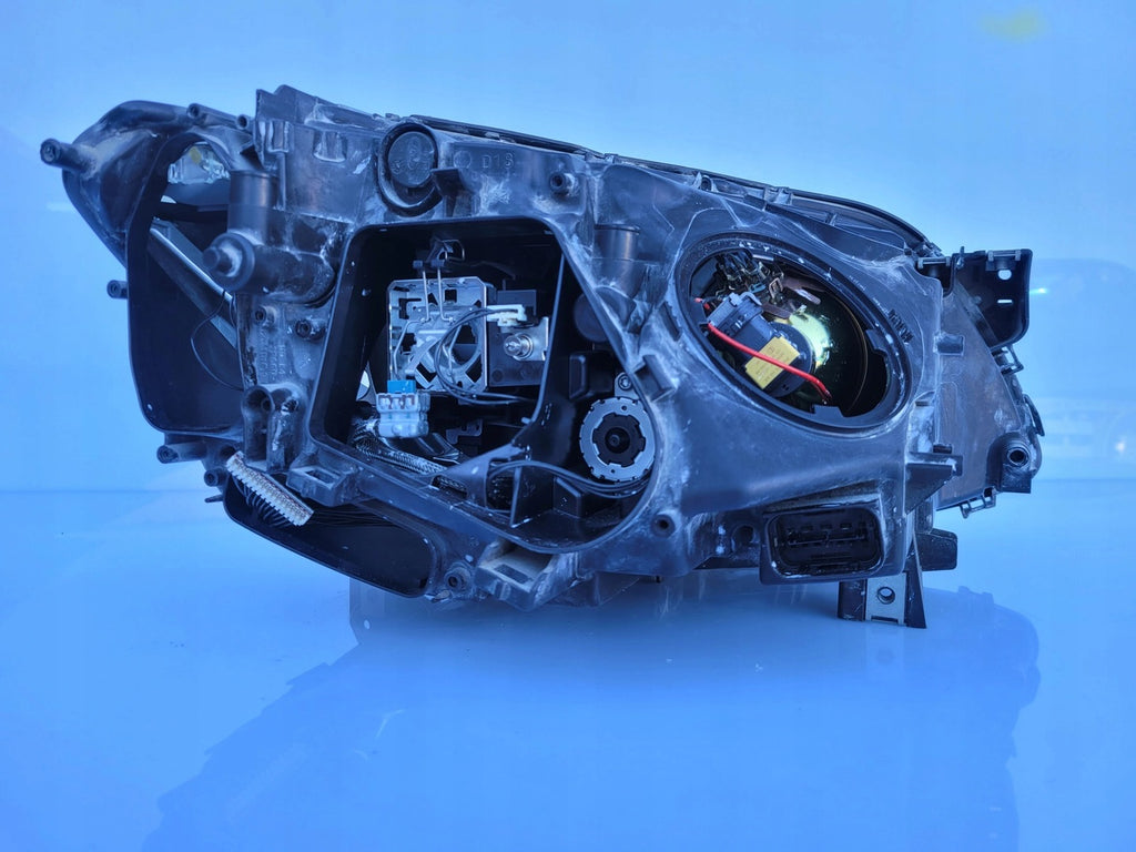 Frontscheinwerfer BMW F01 F02 F03 F04 7182137 Xenon Rechts oder Links SCH6541183877dh