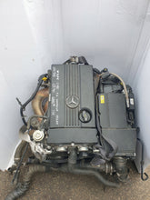 Load image into Gallery viewer, Motor Mercedes-Benz W204 271910 1.6 156PS 115kW 157TKm Benzin Engine Unkomplett