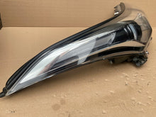 Laden Sie das Bild in den Galerie-Viewer, Frontscheinwerfer Toyota Chr 81110-F4031-00 Rechts Scheinwerfer Headlight SCH6763301707yr