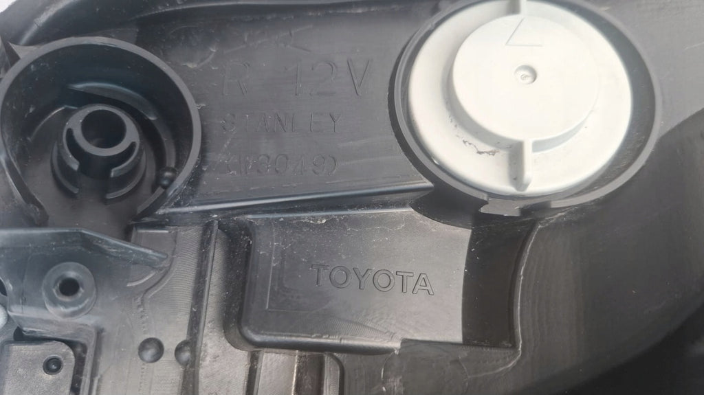 Frontscheinwerfer Toyota Rav 4 IV GN28V Rechts Scheinwerfer Headlight SCH4651945590iv