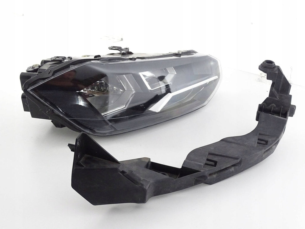 Frontscheinwerfer VW Polo 2G1941006 Rechts Scheinwerfer Headlight SCH7917921117dq