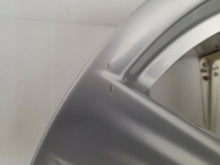 Laden Sie das Bild in den Galerie-Viewer, 1x Alufelge 18 Zoll 9.0" 5x130 53ET Glanz Silber 97036213802 Porsche Rim Wheel FEL8895670848qc