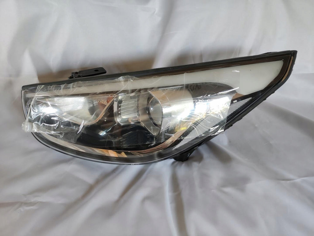 Frontscheinwerfer Hyundai Ix35 92101-2SXXX LED Ein Stück (Rechts oder Links)