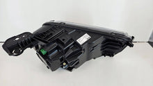 Laden Sie das Bild in den Galerie-Viewer, Frontscheinwerfer Jeep 522187210 Links Scheinwerfer Headlight SCH5656806625po