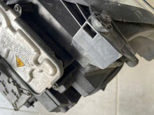 Laden Sie das Bild in den Galerie-Viewer, Frontscheinwerfer Mercedes-Benz W221 A2218206959 Xenon Links Headlight SCH1153953825sb