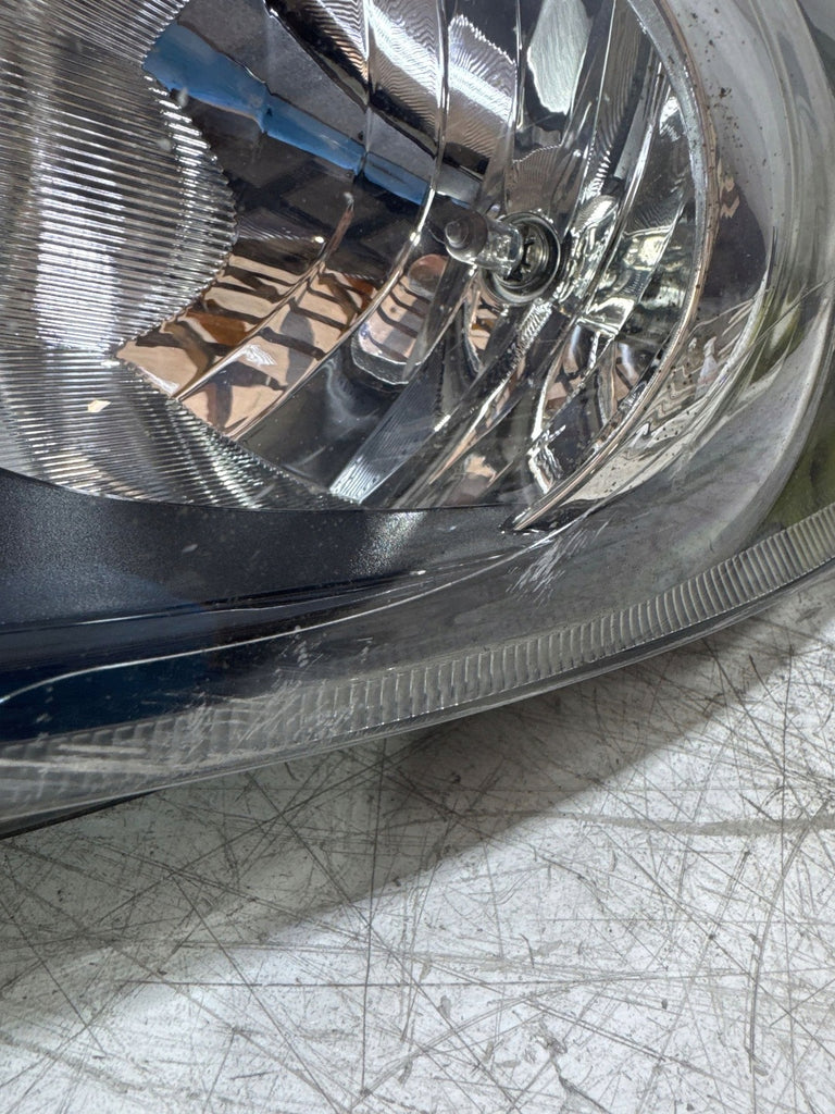 Frontscheinwerfer Ford Fiesta 8A6113W030 Vorderseite Scheinwerfer Headlight SCH9376069478sq