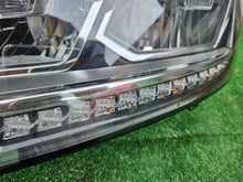 Laden Sie das Bild in den Galerie-Viewer, Frontscheinwerfer VW Touran 5TB941035B LED Links Scheinwerfer Headlight