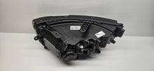 Laden Sie das Bild in den Galerie-Viewer, Frontscheinwerfer Dacia Duster 260107725R LED Rechts Scheinwerfer Headlight SCH5353907895cs