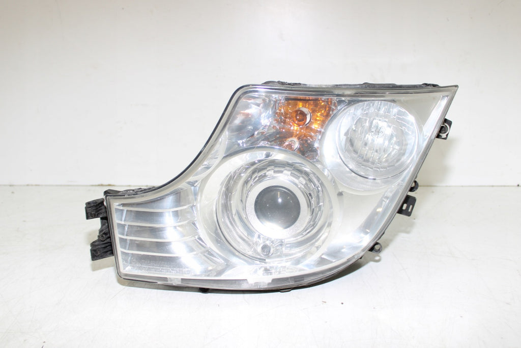 Frontscheinwerfer Mercedes-Benz A9608200639 Xenon Ein Satz Headlight SCH8630825525ka
