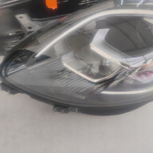 Laden Sie das Bild in den Galerie-Viewer, Frontscheinwerfer Ford Puma 90202257 Links Scheinwerfer Headlight SCH4738313441vi